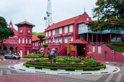 10 DESTINASI SERU YANG DAPAT DIKUNJUNGI DI MELAKA